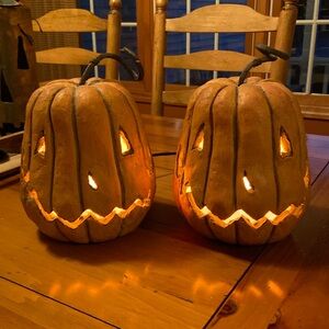 Primitives by Kathy Lighted Halloween Pumpkin Set